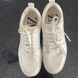 Worn once White 7.5 Zara Sneakers great condition